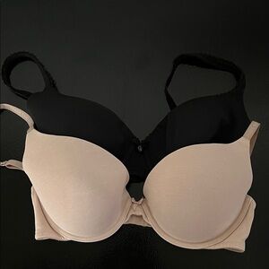 Victoria’s Secret Women's Black and Tan Bra Set